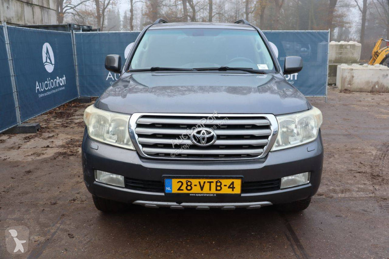 Furgoneta Toyota LANDCRUISER (200 SERIES)