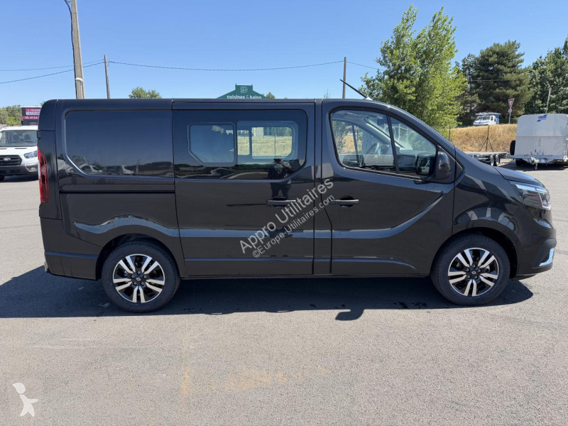 Véhicule utilitaire Renault TRAFIC L1H1 EXTRA...