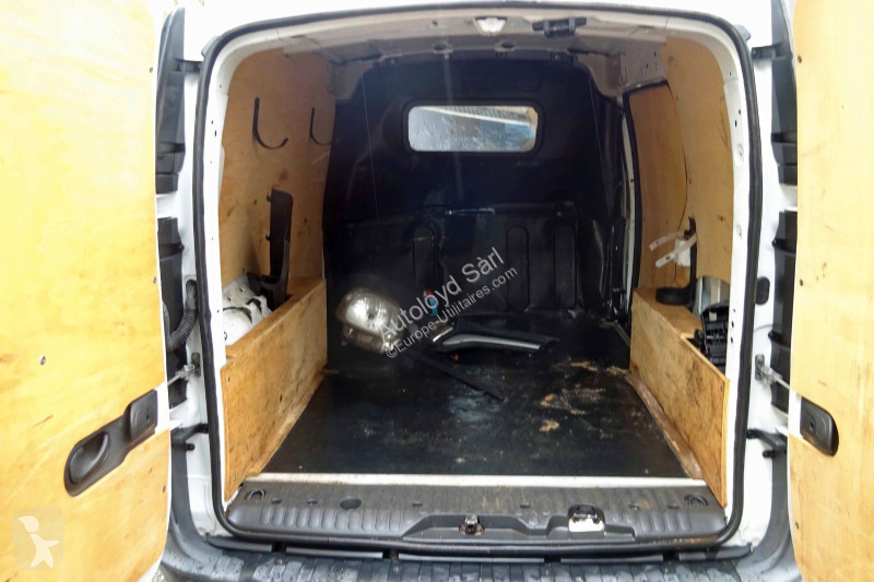 Véhicule utilitaire Renault KANGOO 1,5 DCI 90