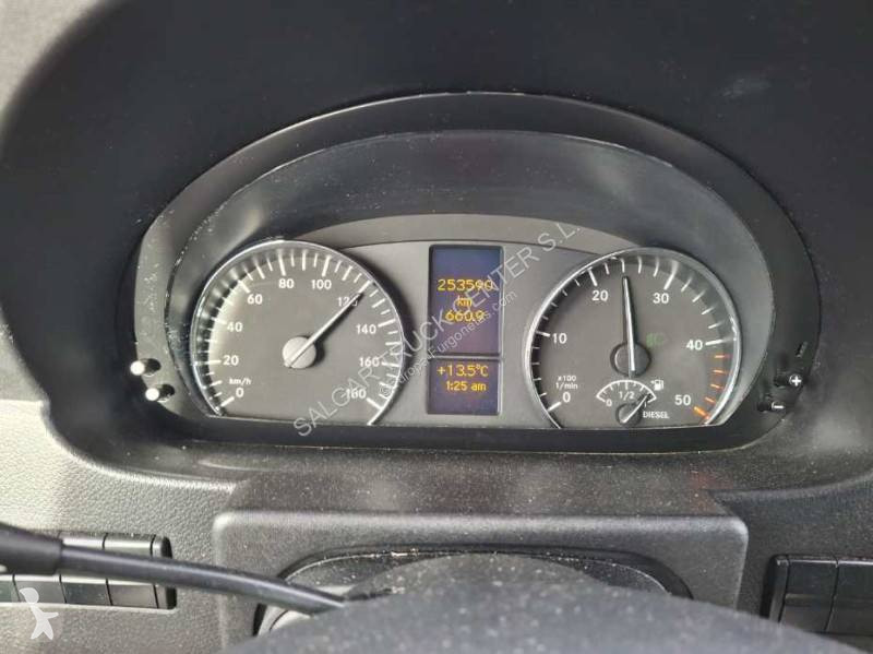 Furgoneta Mercedes