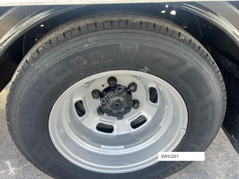 Furgoneta Iveco 35C14 PAQUETERO RAMPA RETRACTIL