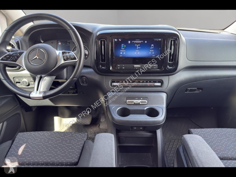 Комерційні автомобілі Mercedes Fg 119 CDI Mixto...