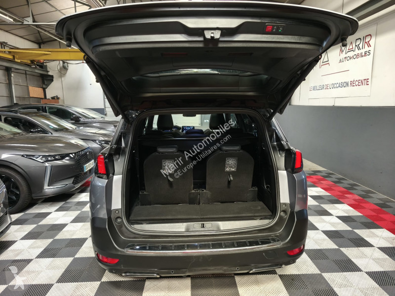 Коммерческий автомобиль Peugeot