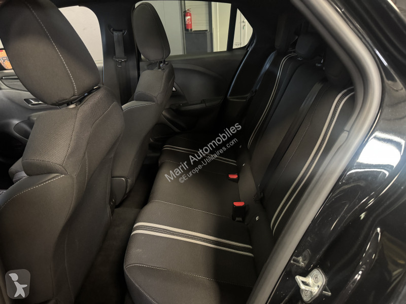 Лекотоварен автомобил Opel CORSA