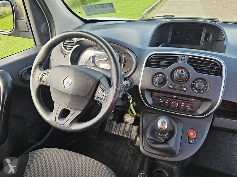 Лекотоварен автомобил Renault 1.5 Airco NAP Euro6!