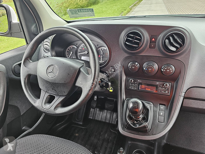 Furgoneta Mercedes 112 benzine ac