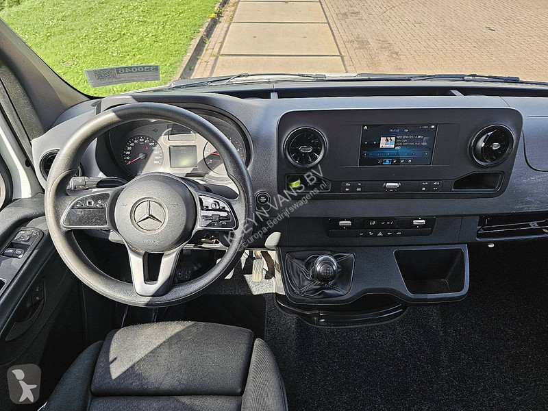 Лекотоварен автомобил Mercedes 314 Koelwagen...