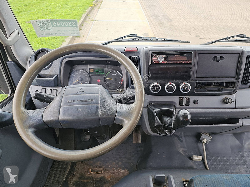 Furgoneta Fuso 3S13 NIDO zoutstrooier