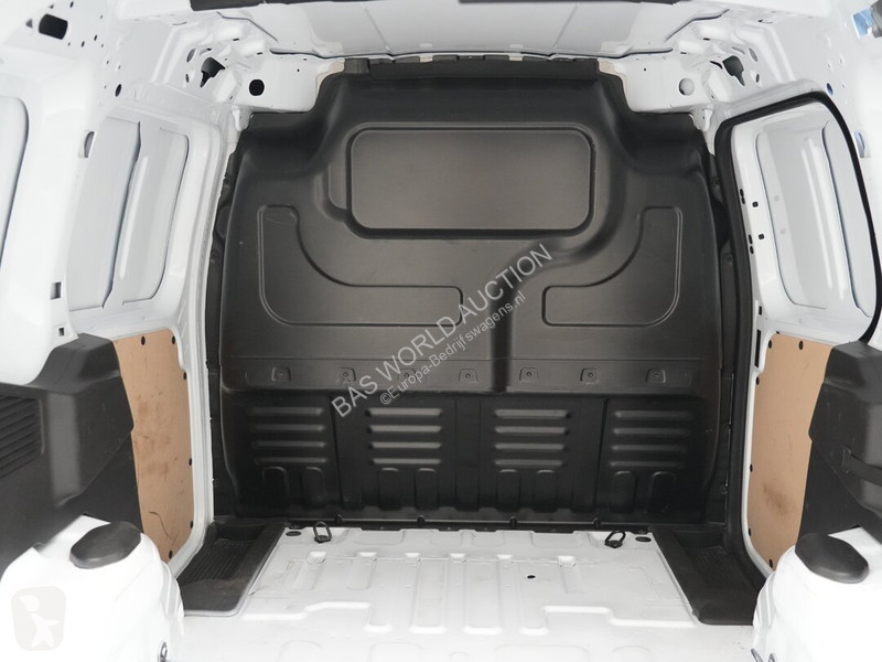 Furgoneta Ford Courier