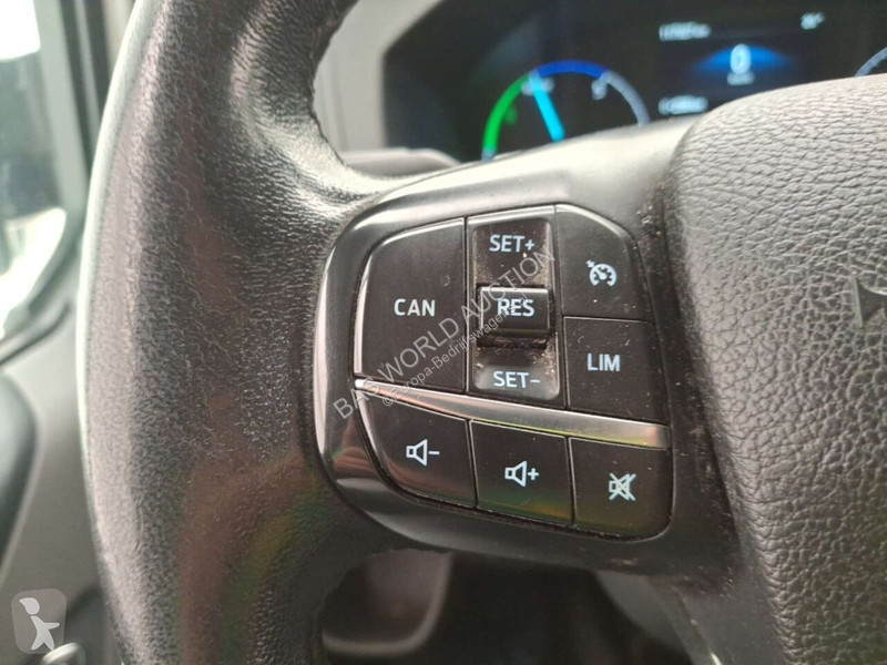 Лекотоварен автомобил Ford 340 1.0 L1H1 PHEV Tr...