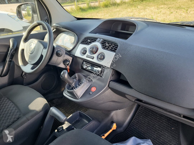 Furgoneta Renault 75PK