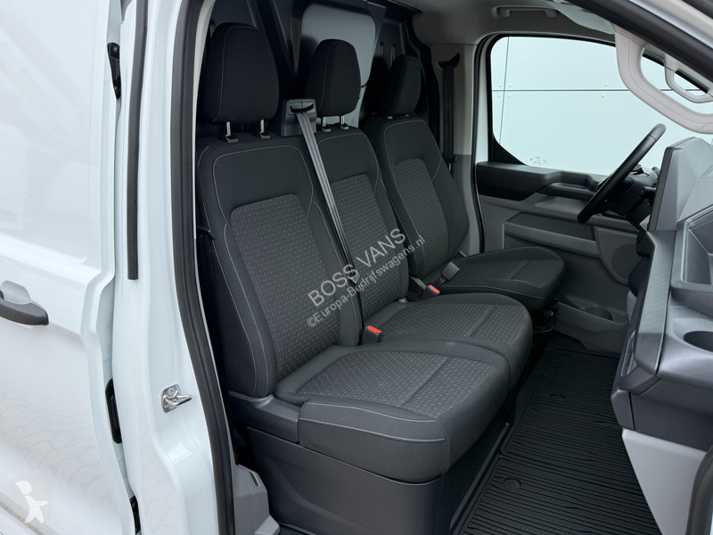 Лекотоварен автомобил Ford 71kWh 136PK...