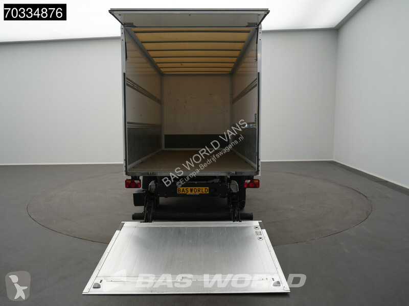 Лекотоварен автомобил Volkswagen 177pk Automaat...