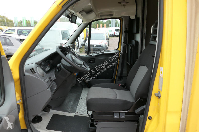 Коммерческий автомобиль Iveco Daily 35 S11 C30C...