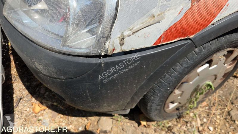 Лекотоварен автомобил Opel COMBO