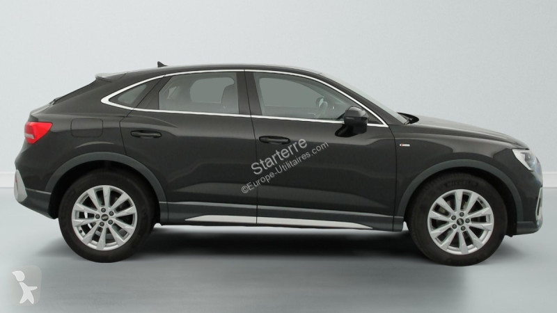 Véhicule utilitaire Audi Q3