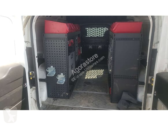 Лекотоварен автомобил Fiat DOBLO