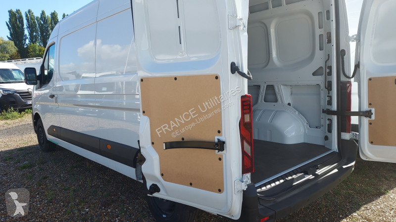 Коммерческий автомобиль Renault MASTER IV FG...