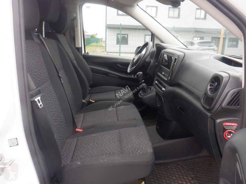 Лекотоварен автомобил Mercedes VITO FG...