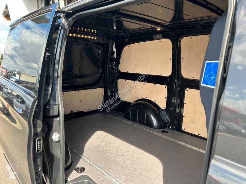 Лекотоварен автомобил Mercedes Vito  9G...
