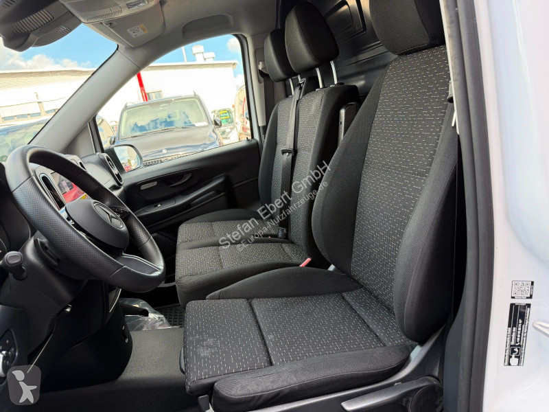 Лекотоварен автомобил Mercedes Vito  9G...