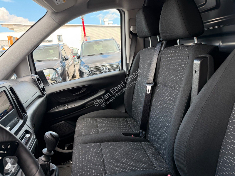 Лекотоварен автомобил Mercedes Vito  AHK Kamera...