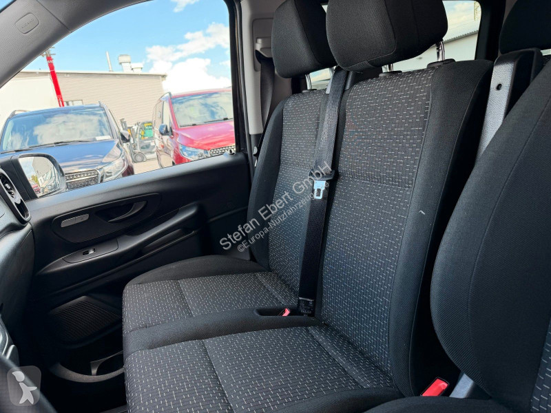 Лекотоварен автомобил Mercedes Vito  9G Tourer...