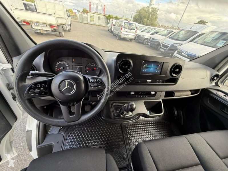 Коммерческий автомобиль Mercedes