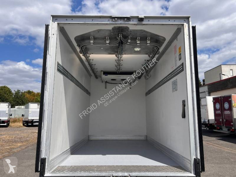 Лекотоварен автомобил Iveco 35C14