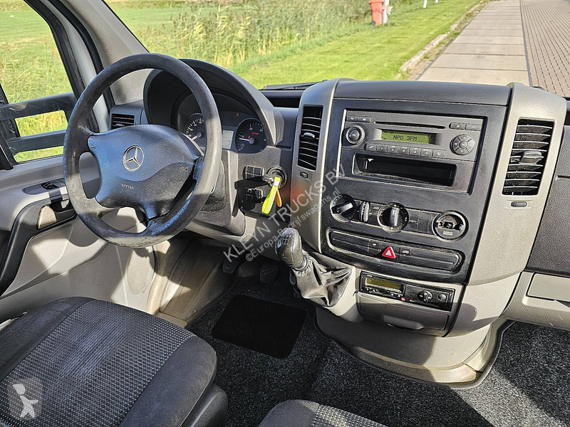 Furgoneta Mercedes 516 zijdeur klep EURO5