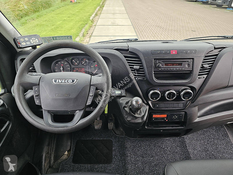 Furgoneta Iveco 50C17 3.0Ltr Dubbellucht !