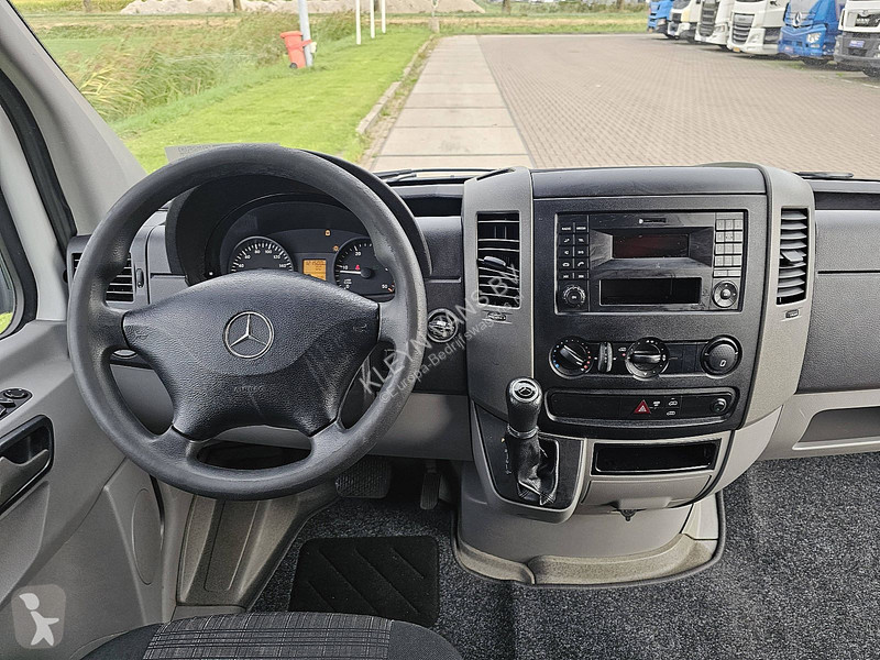 Bedrijfswagen Mercedes 311 L3H2 Post-Nl Koerier