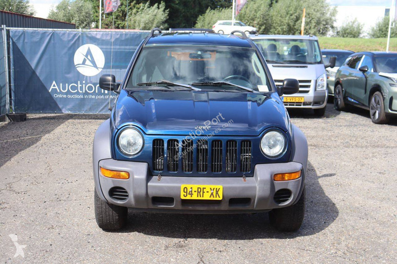 Furgoneta Jeep  LIBERTY SPORT