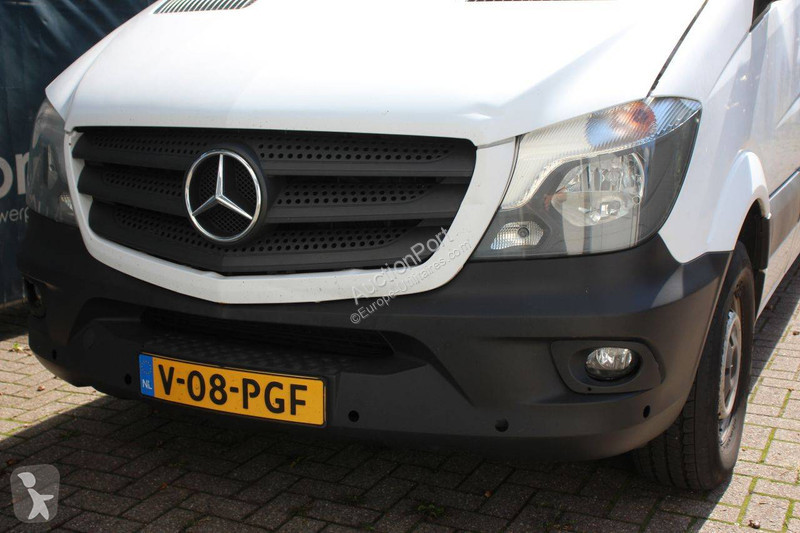 Mercedes 316 CDI van