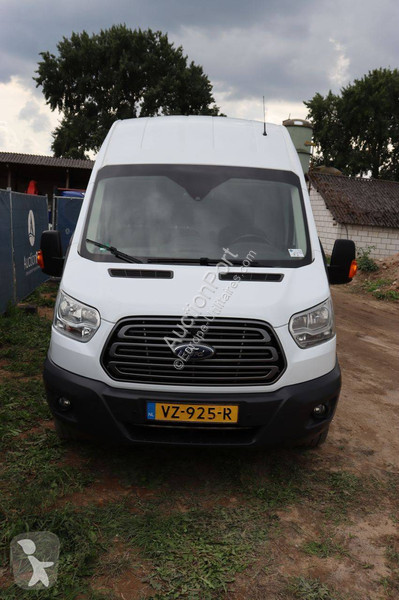 Furgoneta Ford