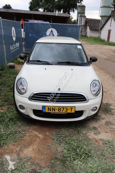Mini One van