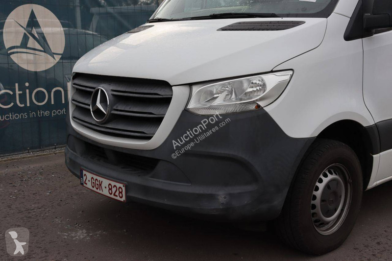 Mercedes 316 CDI van