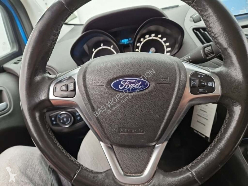 Užitkové vozidlo Ford 1.5 TDCI Trend Airco/NAV...