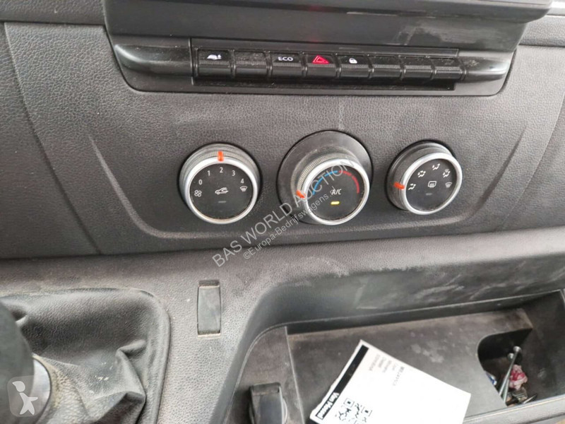 Furgoneta Opel 2.3DT L2H2 Airco/NAV/PDC