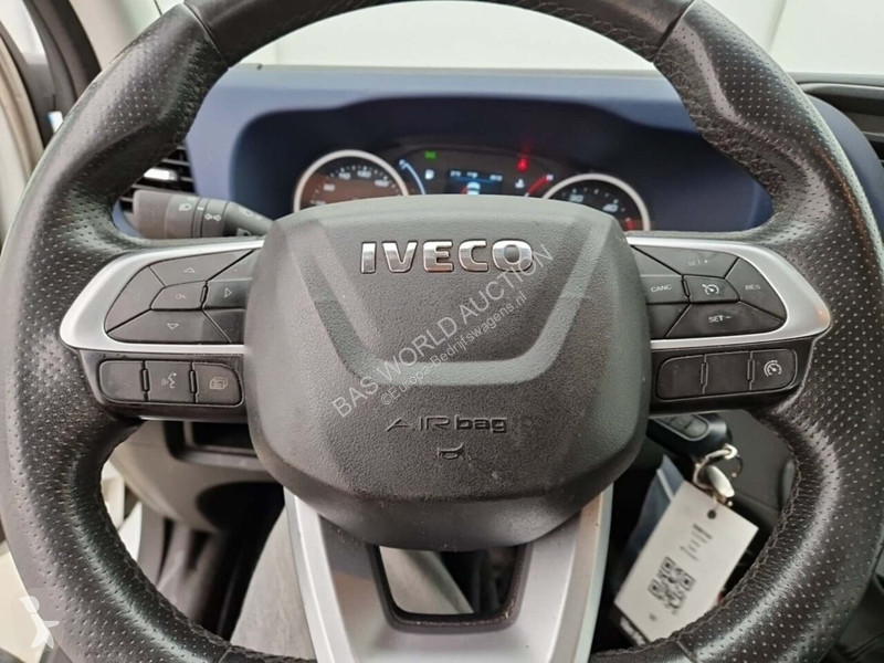Furgoneta Iveco 3.0 D Hi-Matic Pick up AUT....
