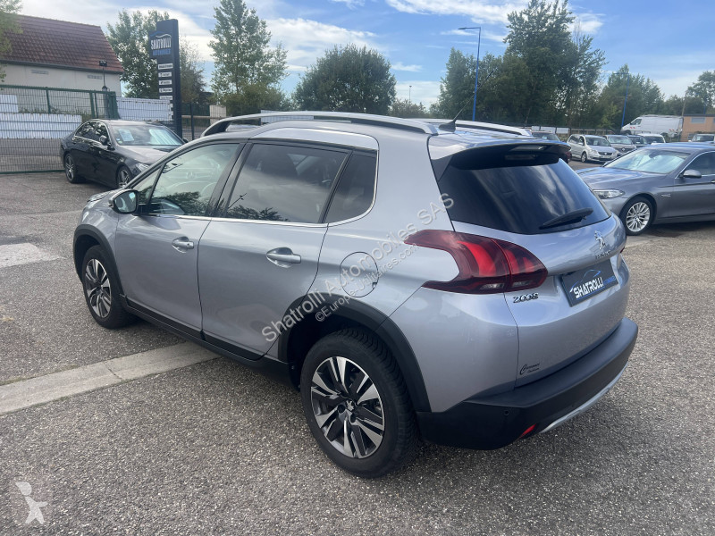 Užitkové vozidlo Peugeot 1.2 110ch Allure...