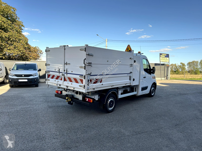 Коммерческий автомобиль Renault Benne F3500 L2...