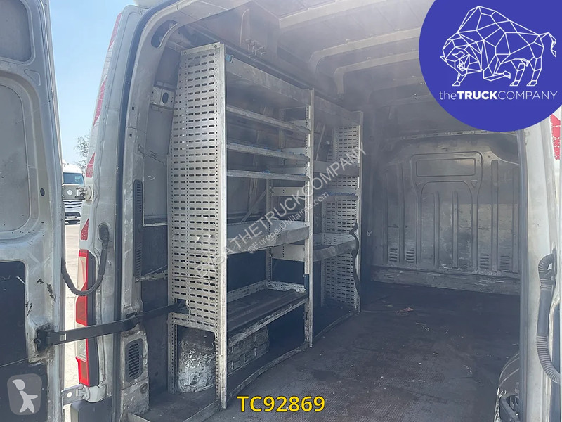 Užitkové vozidlo Renault 120.35 L3H3