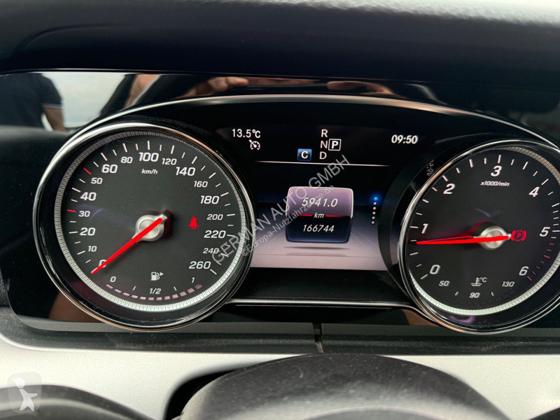 Haszongépjármű Mercedes E  D  Limousine