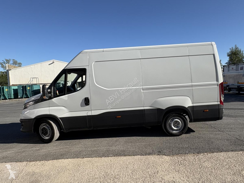 Furgoneta Iveco 35S14V12 CAMERA DE RECUL...