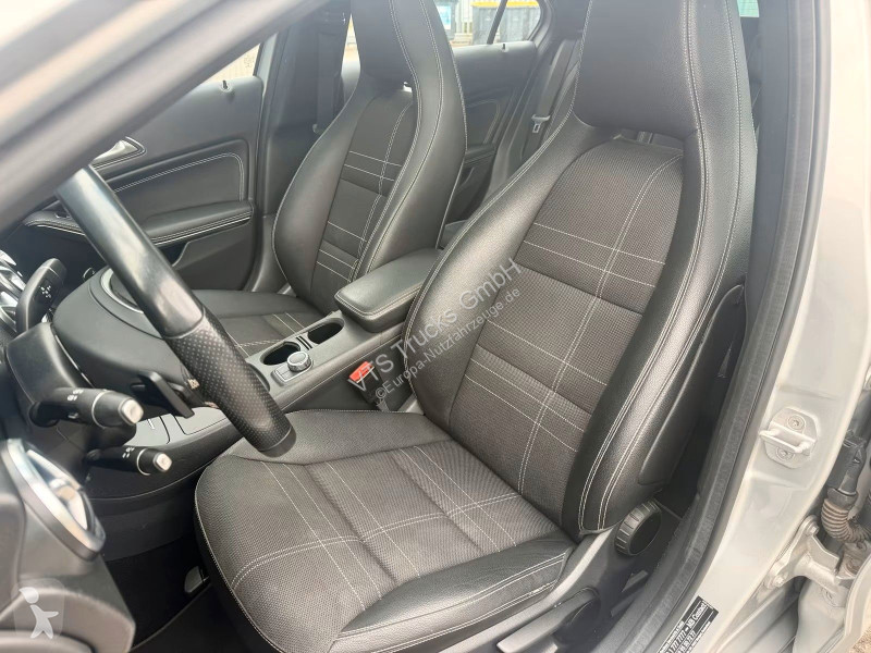Furgoneta Mercedes A 180 Urban Pano/Auto/Navi/PDC