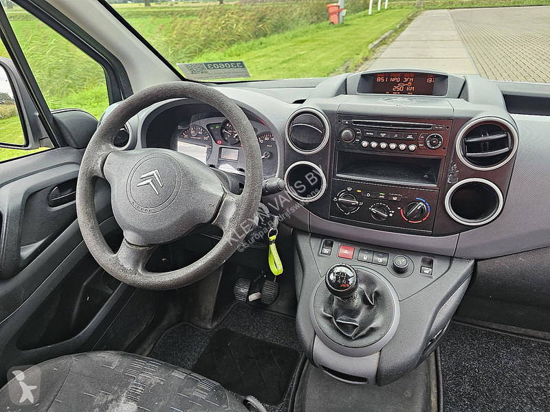 Veículo utilitário Citroën 1.6