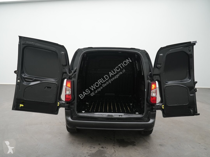 Haszongépjármű Opel e 136pk -e