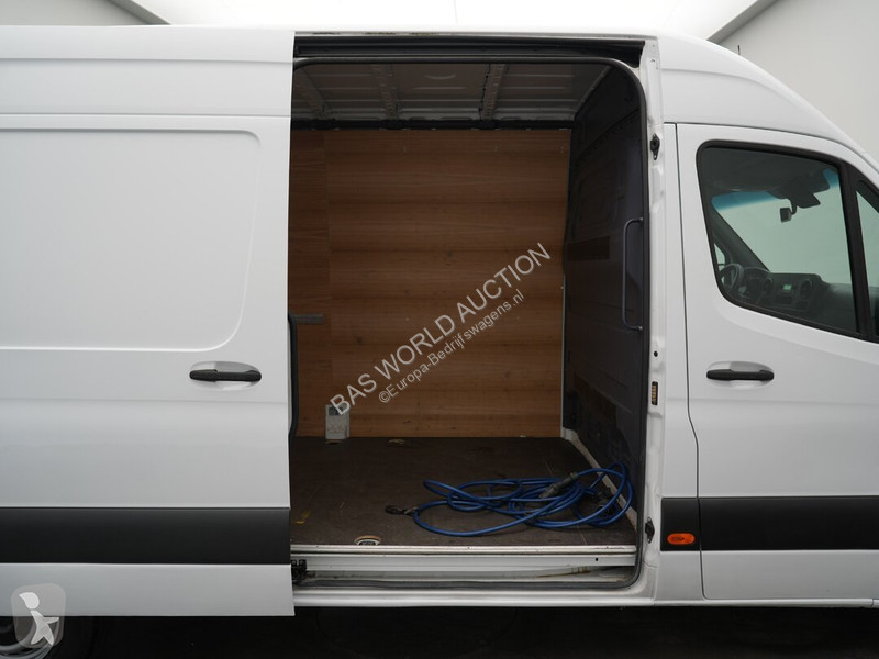 Haszongépjármű Mercedes 312