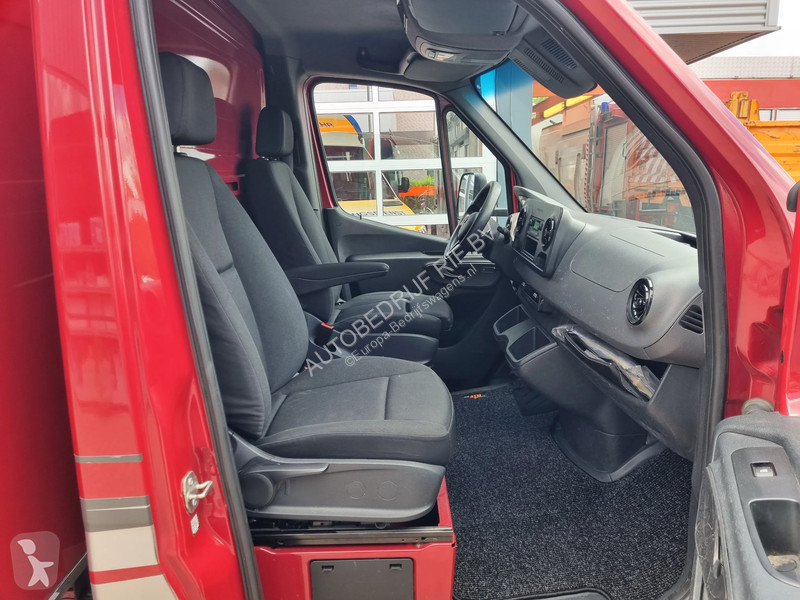 Haszongépjármű Mercedes 516 CDI